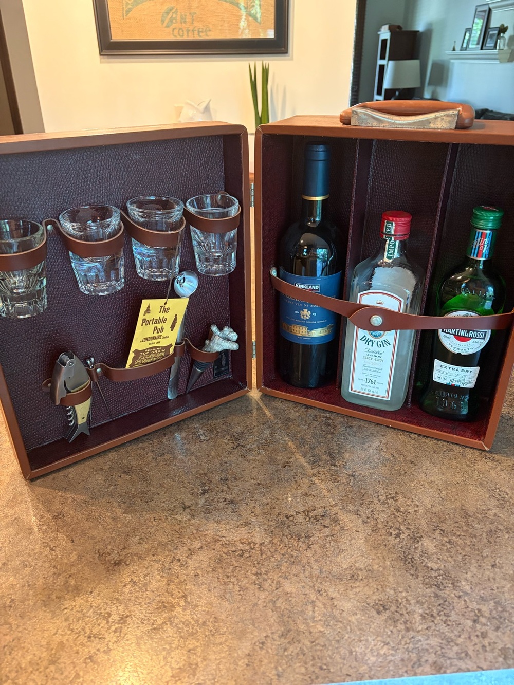Vintage MCM Londonaire Leather Portable Bar Case with lock and key